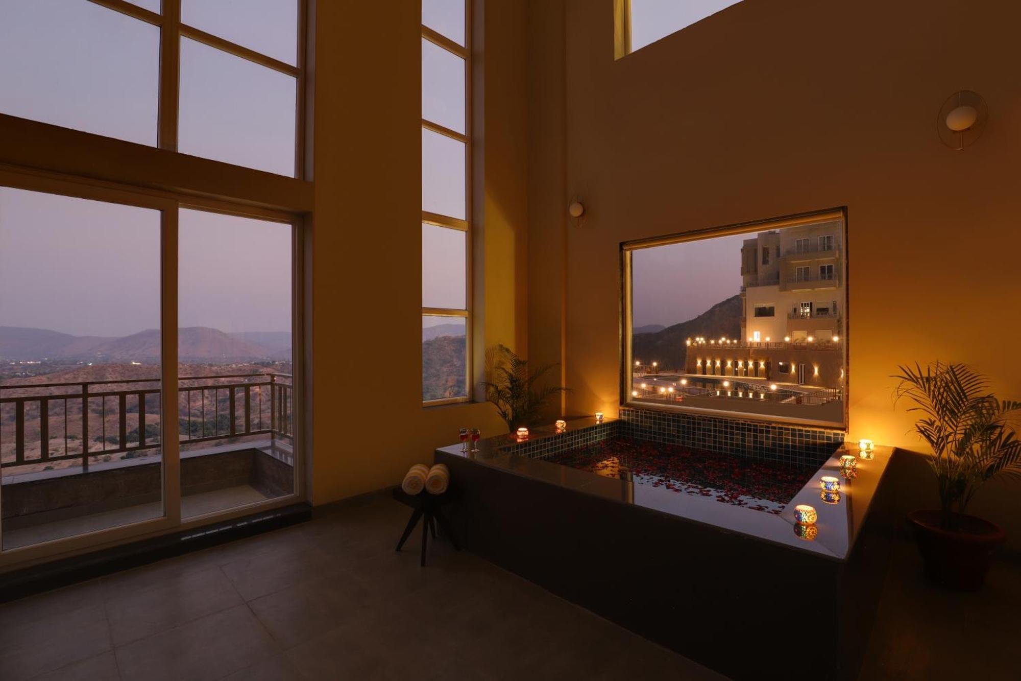 Lemon Tree Resort, Kumbhalgarh Exterior photo