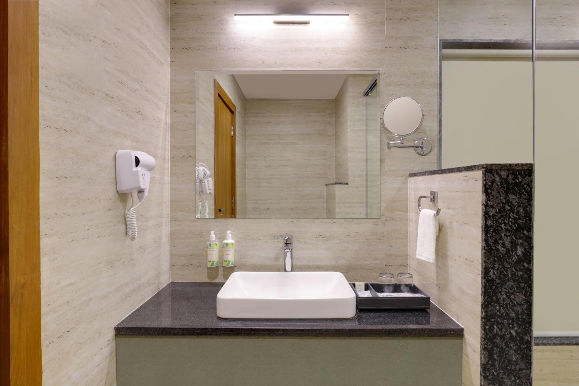 Lemon Tree Resort, Kumbhalgarh Room photo